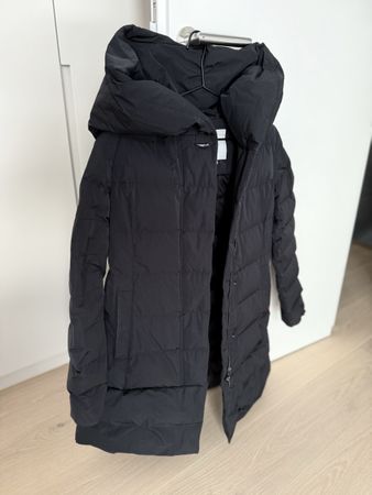 Schwarze Winterjacke von Woolrich, Grösse M, Top Zustand!