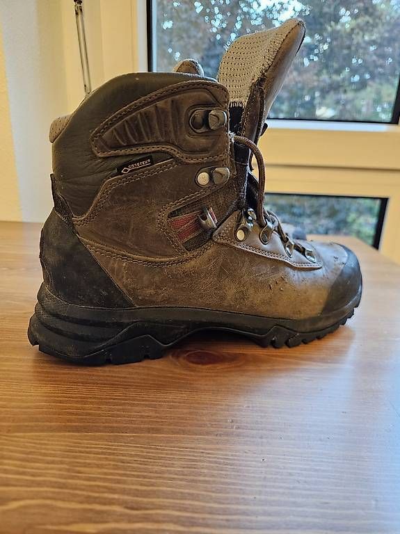 Damenschuhe: Wanderschuhe Mammut Grösse 36.5 – Gebraucht aus Basel von and_gzk2 1
