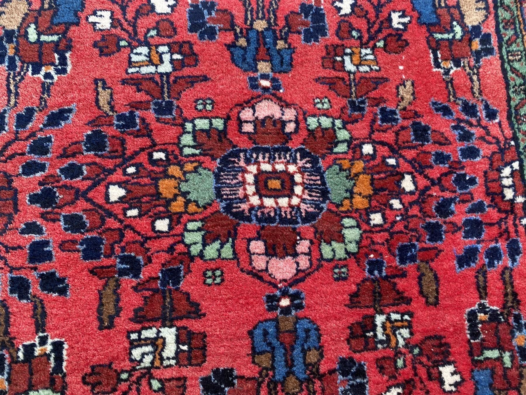 Teppiche: Bewundernswerter Lilian Läufer 390x107cm – Gebraucht aus Steinhausen von Super05 5