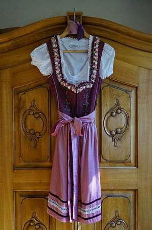 Dirndl MarJo, Grösse 34, neu