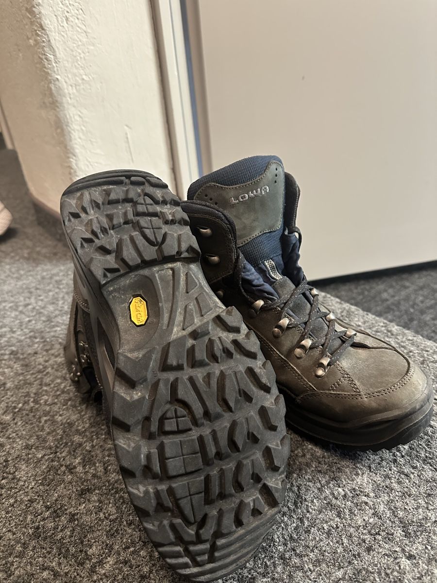 Lowa Scarpe da uomo: Wanderschuhe Lowa – Usato da Romanshorn venduto da si-01 1