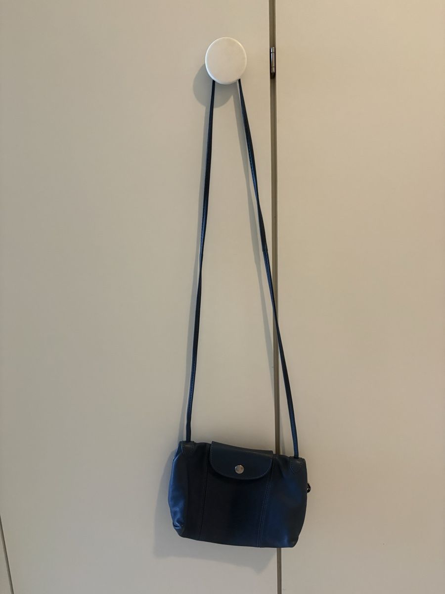 Longchamp Autres vêtements & accessoires: Sac Lonchamp bleu cuir bandoulière  – D'occasion à Pully par kaba07 7