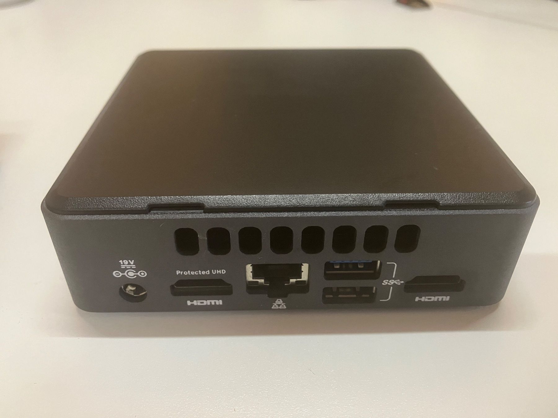 Intel PCs: Mini PC Intel NUC7i3DNK2E – D'occasion à Wangen SZ par Trice1 1