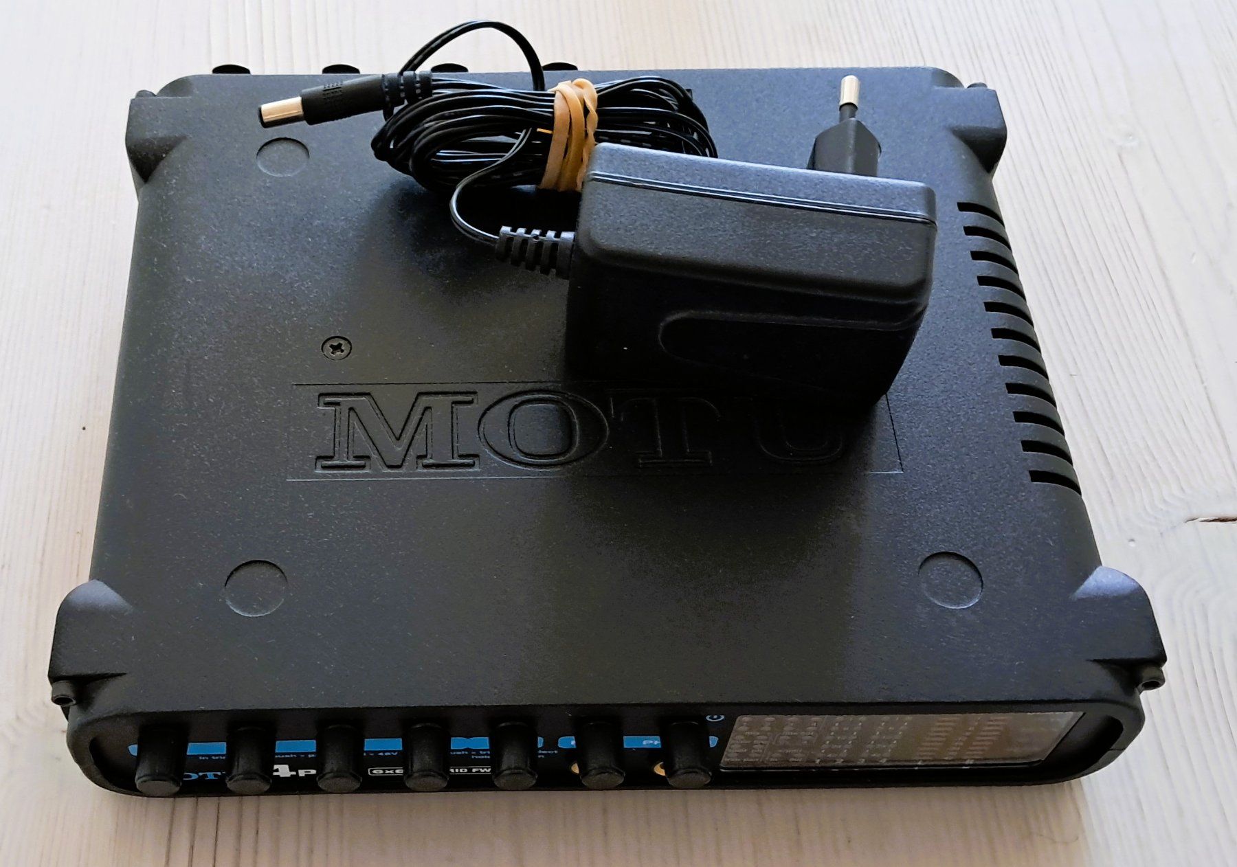 Studioequipment: MOTU 4pre Hybrid Audio Interface (USB / FireWire) – Gebraucht aus Zürich von pg3 1