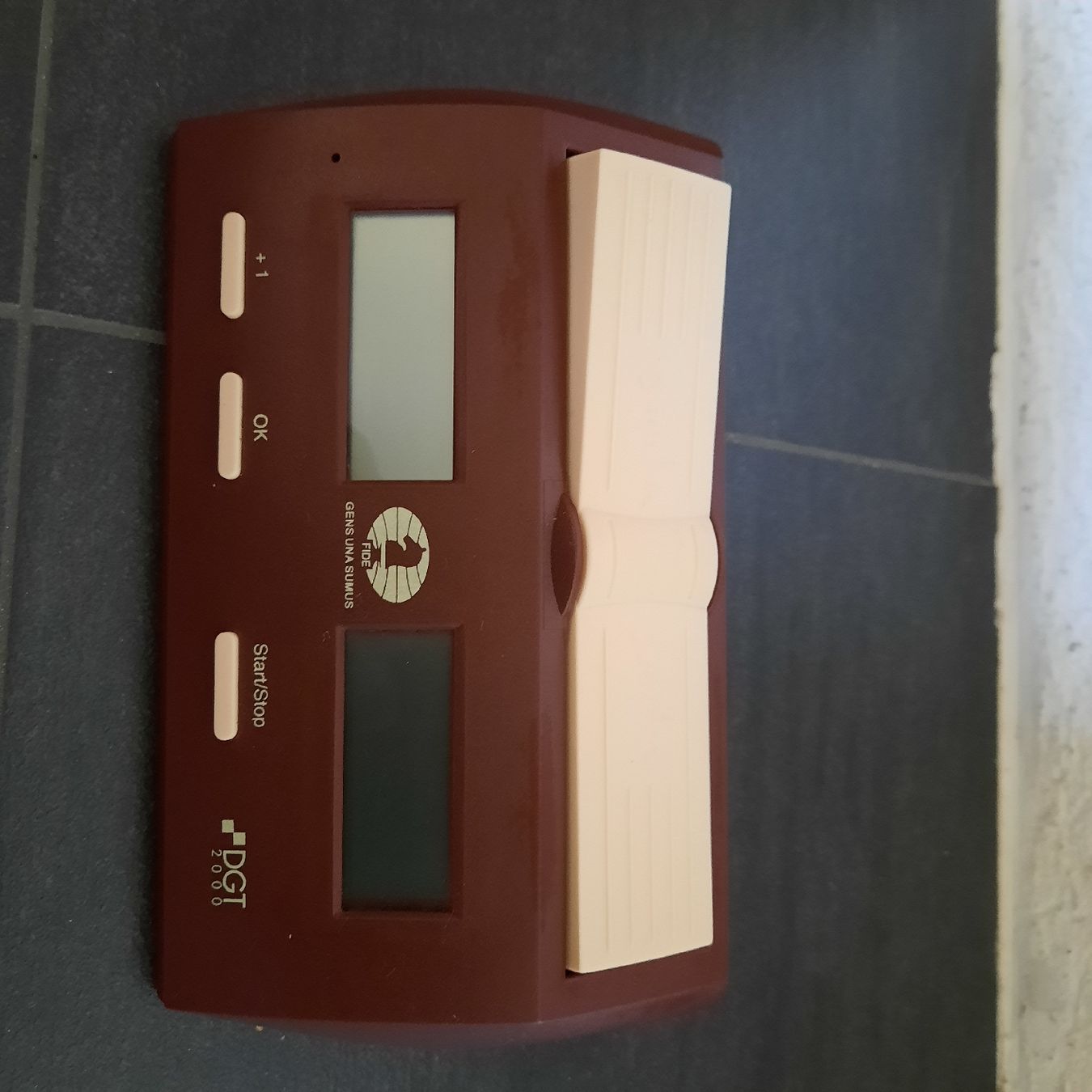 DGT Giochi: Schachuhr DGT 2000 – Usato da Niederbipp venduto da Brocki-Bude4704