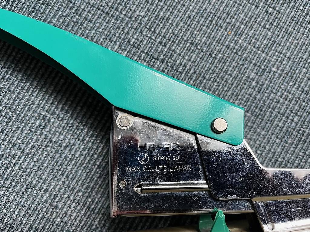 Tutti gli attrezzi: Bostitch Blockheftmaschine MAX HD-3D – Usato da Hochdorf venduto da pce_g9vx 2