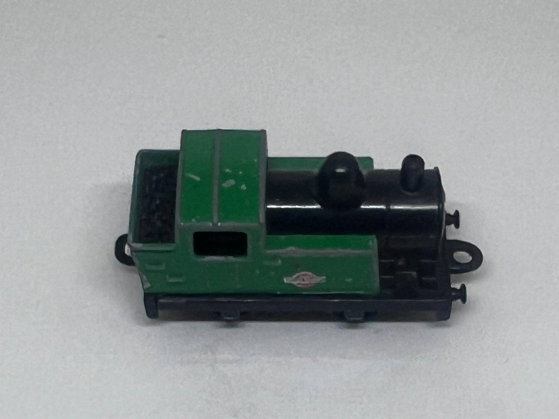Matchbox Modellini d'auto: Matchbox 0-4-0 Steam Loco #52 – Usato da Wildegg venduto da LaaBoutique 1