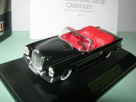 Mercedes-Benz 220 SE Cabriolet 1961-65 schwarz * Faller 1:43