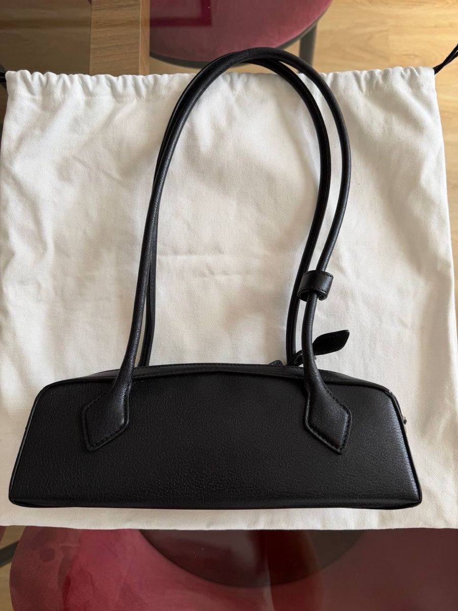 Alaia Borse da donna: Alaia le Teckel bag size small – Usato da Winterthur venduto da Kuki_15.05 1