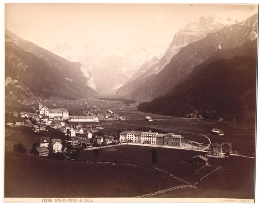 Fotografie & Manifesti: Fotografie Engelberg, Blick nach dem Ort – Usato da Berlin venduto da bartko-reher