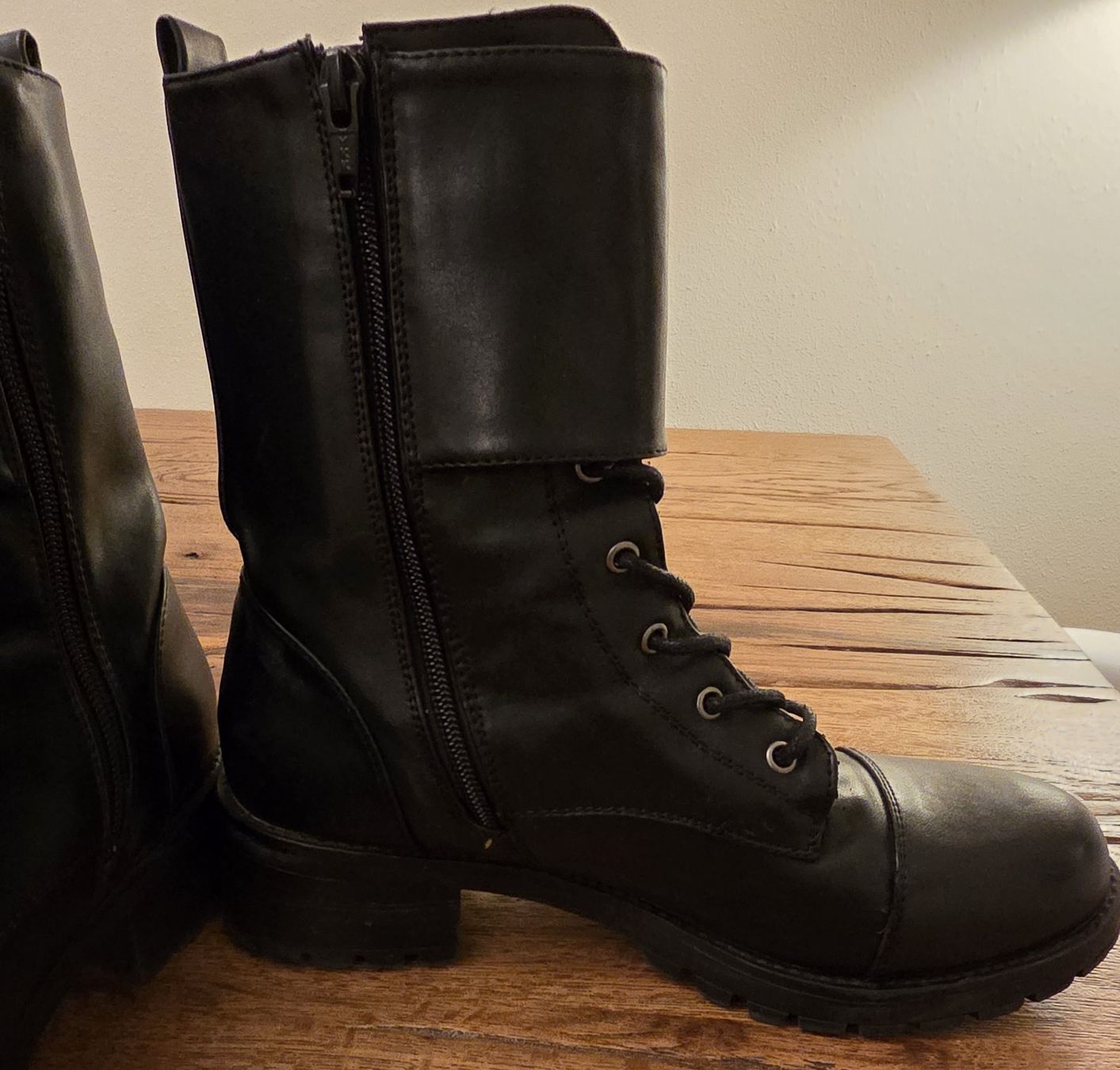C&A Scarpe da donna: Schwarze Boots,Top Zustand C&A – Usato da Basel venduto da sci_67ms 4