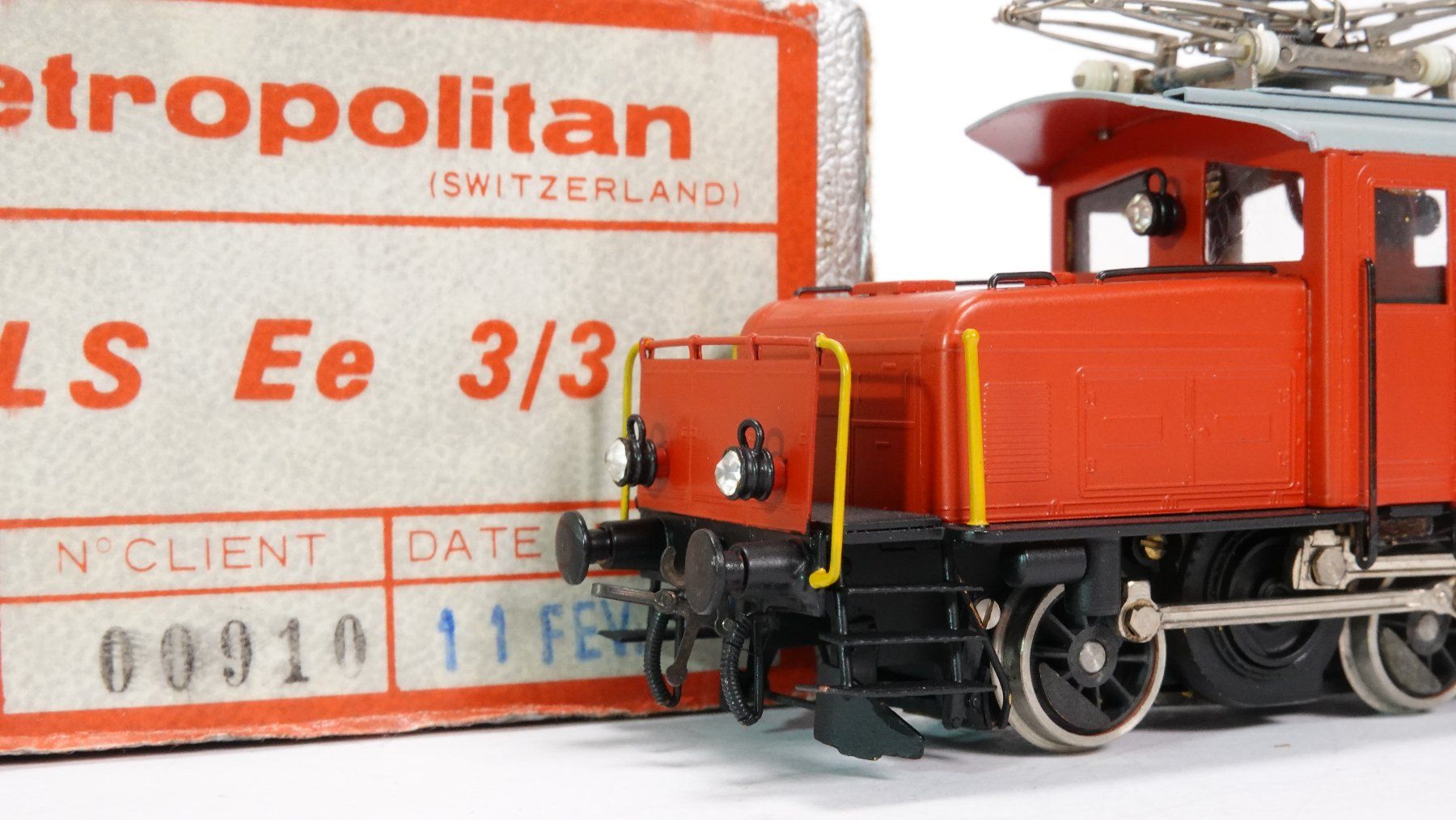 Metropolitan Modellini di ferrovie: 1œ Metrop 519 BLS Rangierlok rot – Usato da Uetendorf venduto da tigermuegi