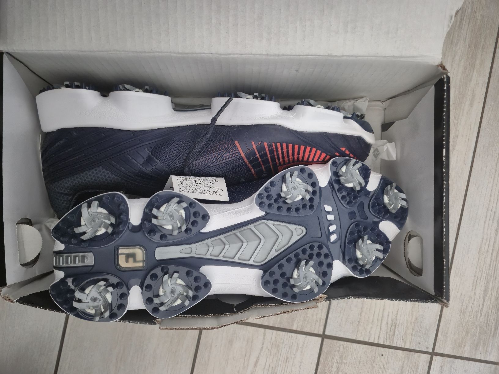 Scarpe da uomo: Chaussures de golf footjoy hyperflex – Nuovo e nell'imballaggio originale da Préverenges venduto da CocoWater77 1