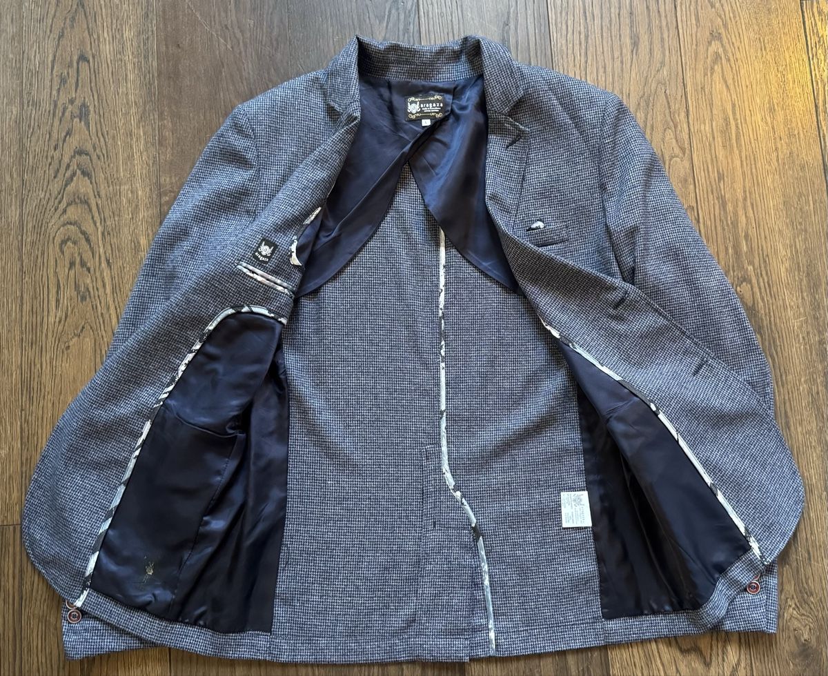 Giacche: Aragaza Blazer Grösse L – Usato da Zollikon venduto da rundbsurf 1