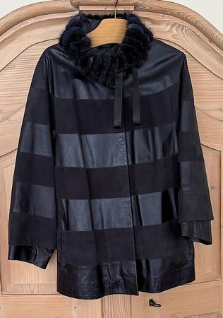 Leder-Kurzmantel,A-Form m.abnehmb.Pelz-Kragen