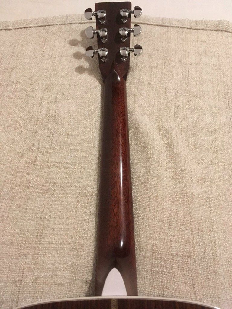 Martin & Co. Strumenti musicali: Martin HD28 Sunburst (LR Baggs) – Usato da melano venduto da Georges.G 6