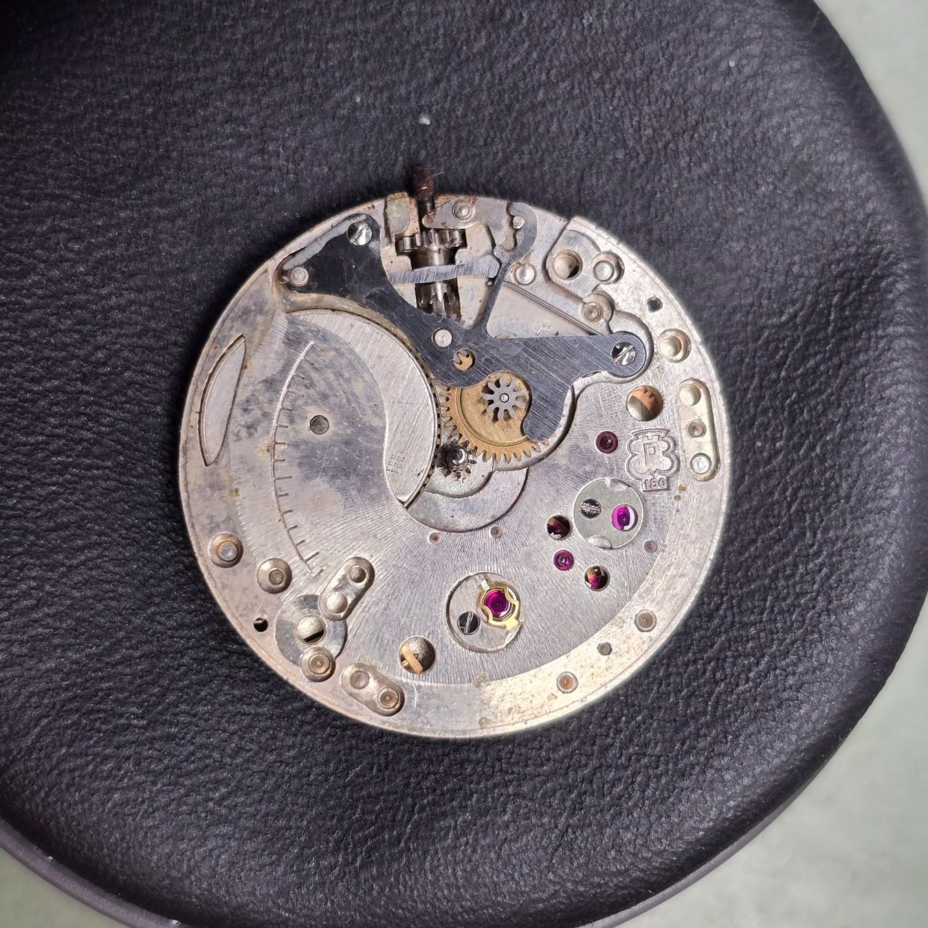 Orologi: Mouvement inconnu – Difettoso da Tramelan venduto da Nirdan 2