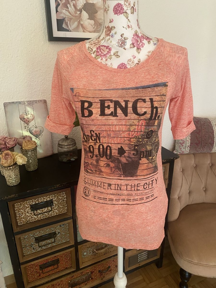 Bench T-shirt: BENCH T-Shirt mit Druck Gr XS – Usato da Schönenberg ZH venduto da Pfupfli1
