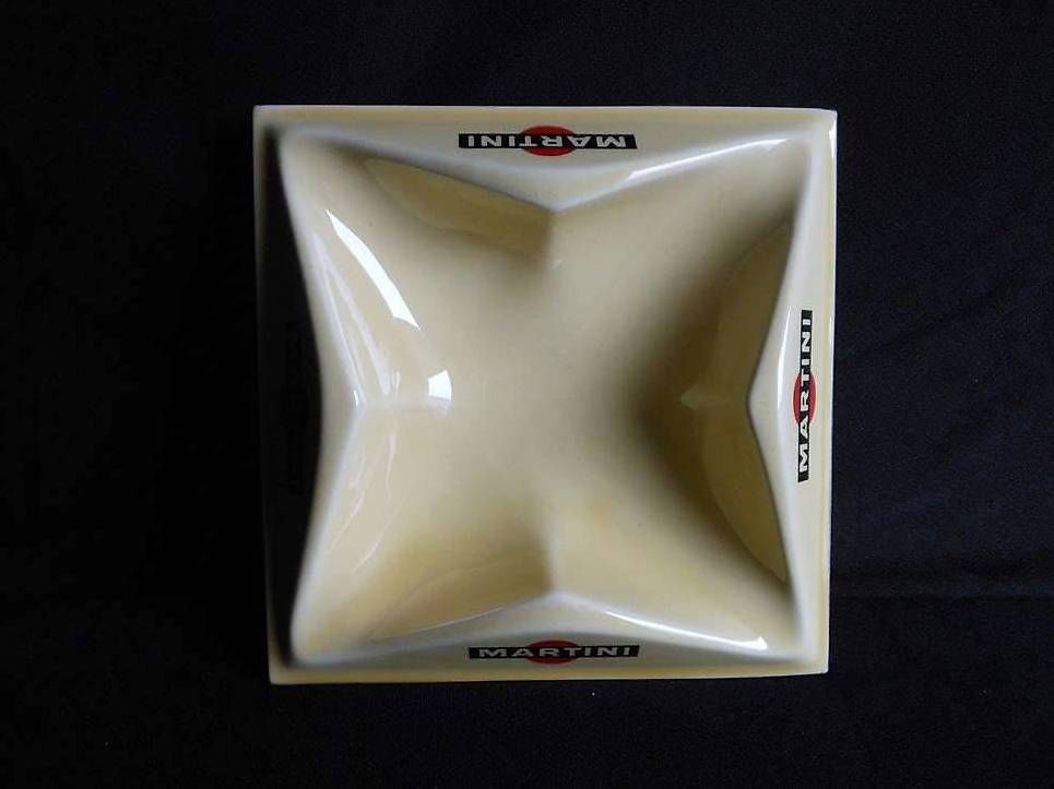 Portacenere: Cendrier vintage Martini – Usato da Biel/Bienne venduto da Todt01 1