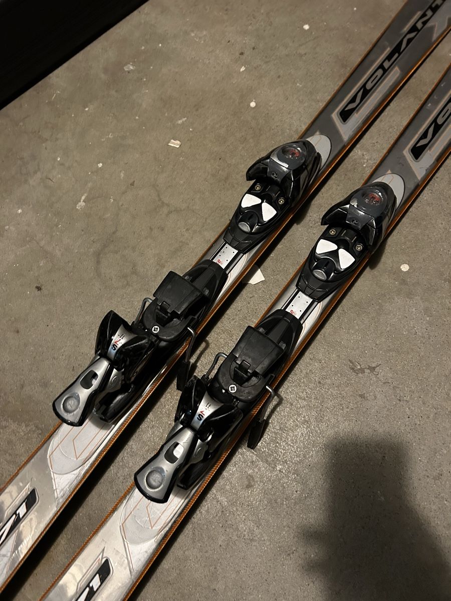 Sci: Volant Vertex Ski – Usato da Urtenen-Schönbühl venduto da daremare 1