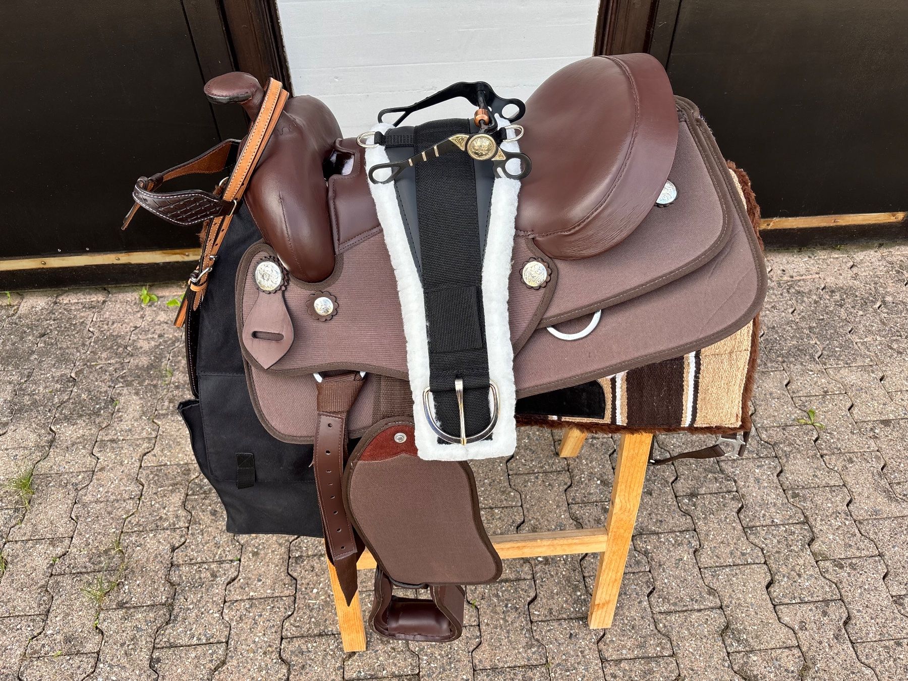 Selle & Accessori: schöner leichter Westernsattel – Usato da Feldbach venduto da Fea1 1