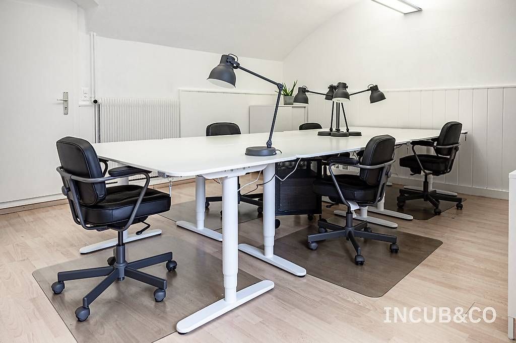Ikea Set de table et chaises: 600 – D'occasion à Lausanne par dar_v5y7 1