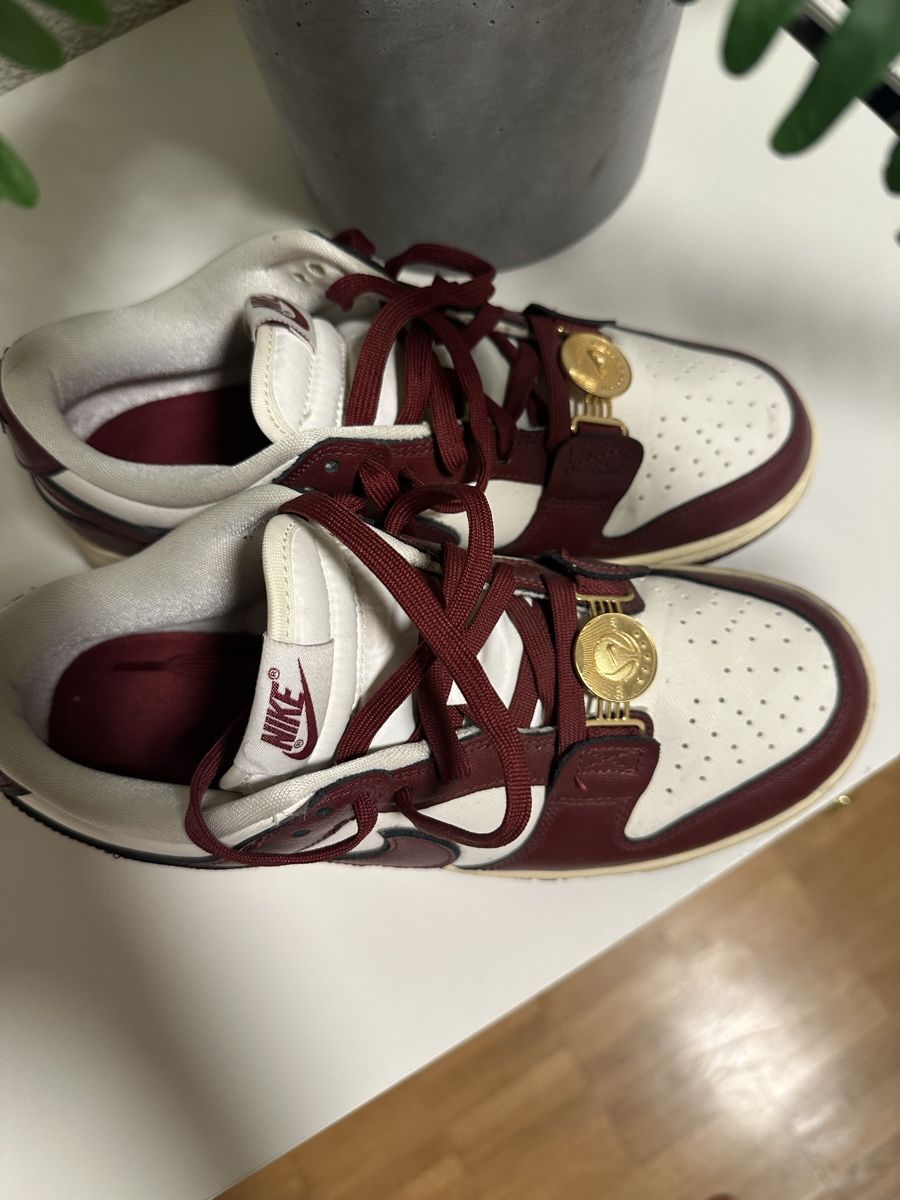 Nike Scarpe da donna: Nike Dunk Low  Schuhe Grösse 40.5 gebraucht – Usato da Reinach BL venduto da Alles_muss_weg00 1