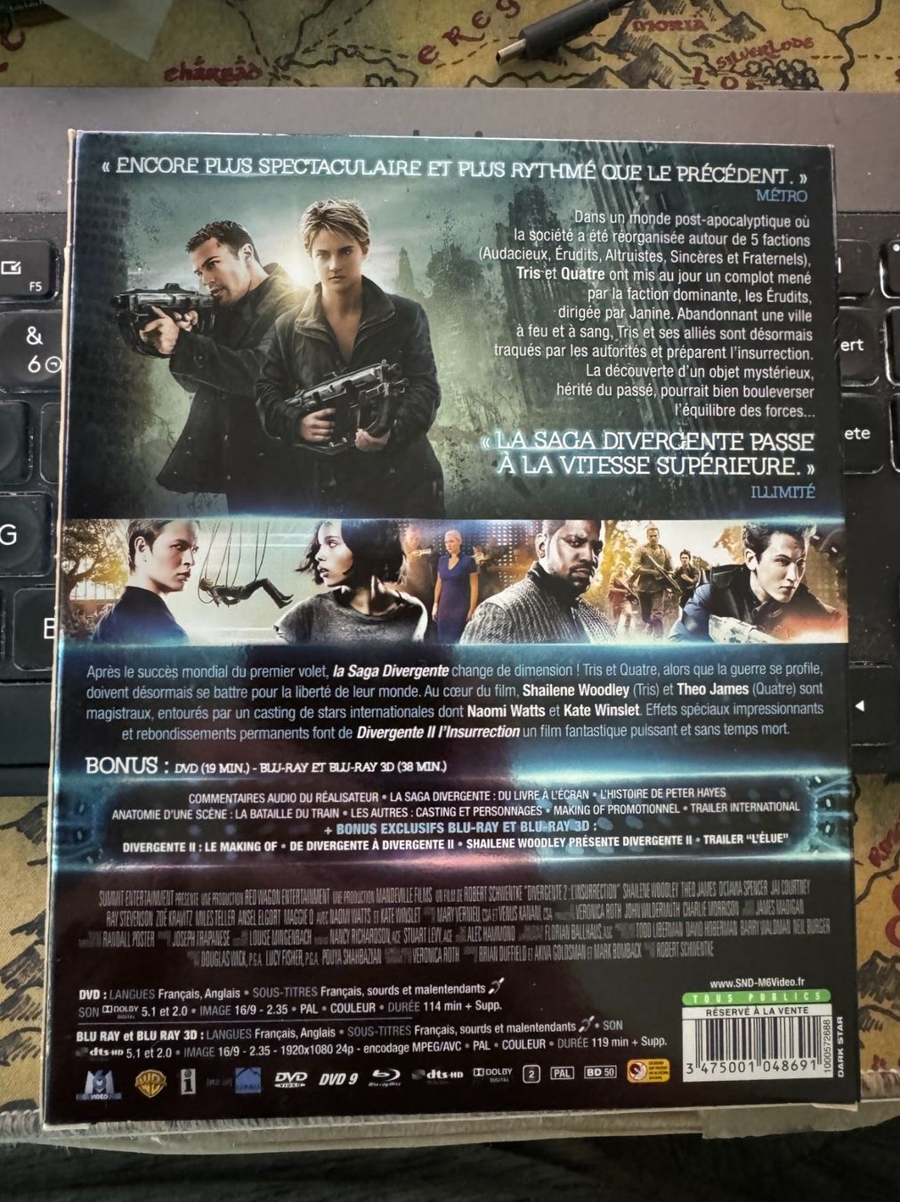 Tutti i DVDs: Divergente 2 : L'insurrection - Blu-ray 3D + Blu-ray + DVD – Usato da Semsales venduto da __Florian__ 2