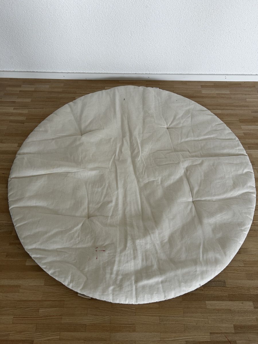 Nobodinoz Sonstige Kinderbetten & -möbel: Nobodinoz Tipi Zelt mit Teppich  – Gebraucht aus St. Gallen von Kiwi023 6