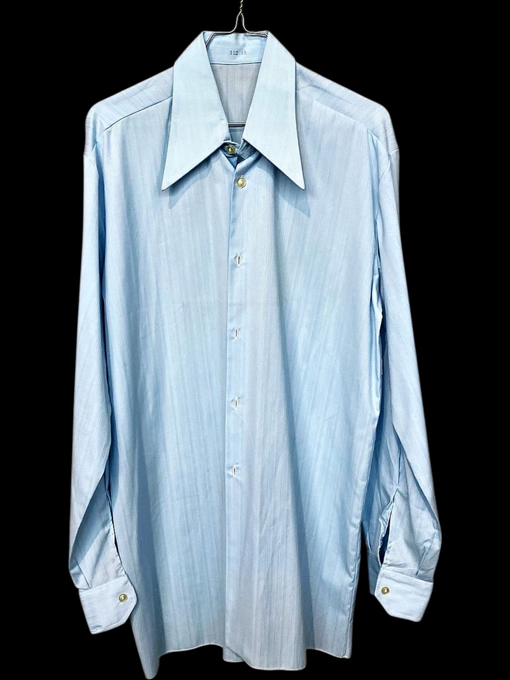 Camicie: Hellblaues Button-Down-Hemd mit breitem Kragen – Usato da Zug venduto da vinokilo 1