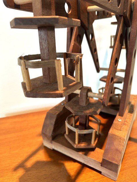 Spielzeuge: +  HoLzkaRuSSeLL  + – Gebraucht aus Winkel von zeho 2