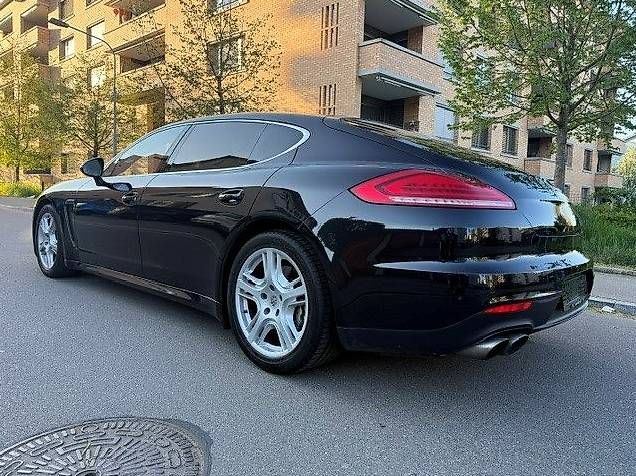 Automobili: Porsche Panamera 3.0 V6 4S PDK – Usato da Langenthal venduto da Goergens10 3