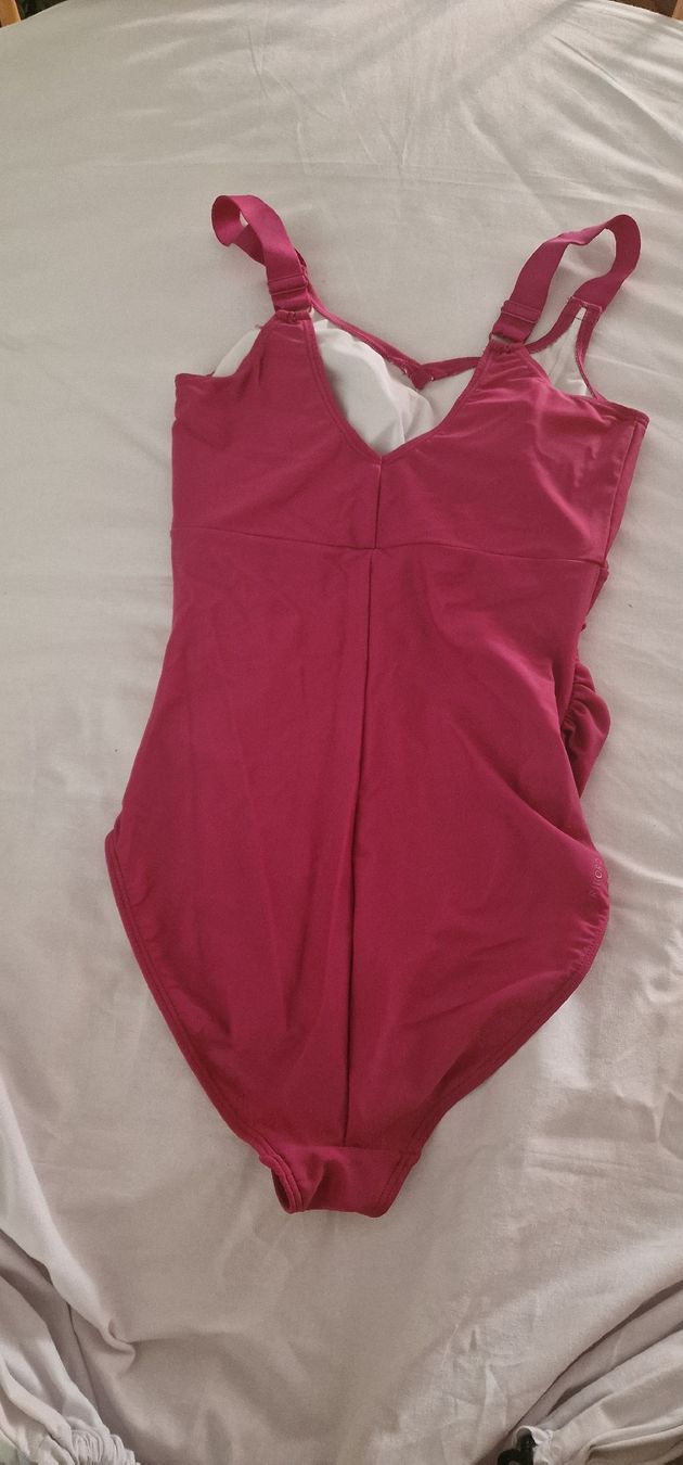 Decathlon Costumi da bagno & Bikini: Badeanzug Schwangerschaft – Usato da Adliswil venduto da reviola77 1
