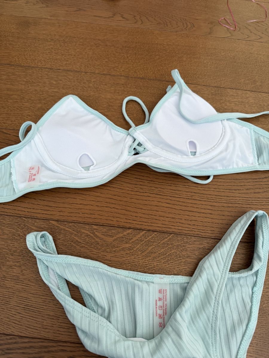 Costumi da bagno & Bikini: Neuer, hellblauer Bikini mit Rippmuster, Grösse M – Nuovo (secondo la descrizione) da Bassersdorf venduto da Sandy456 4