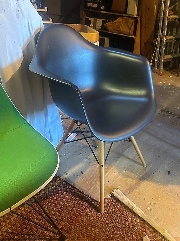 Sedie: Chaise Eames - Hermann Miller – Usato da Préverenges venduto da lud_dk87 4