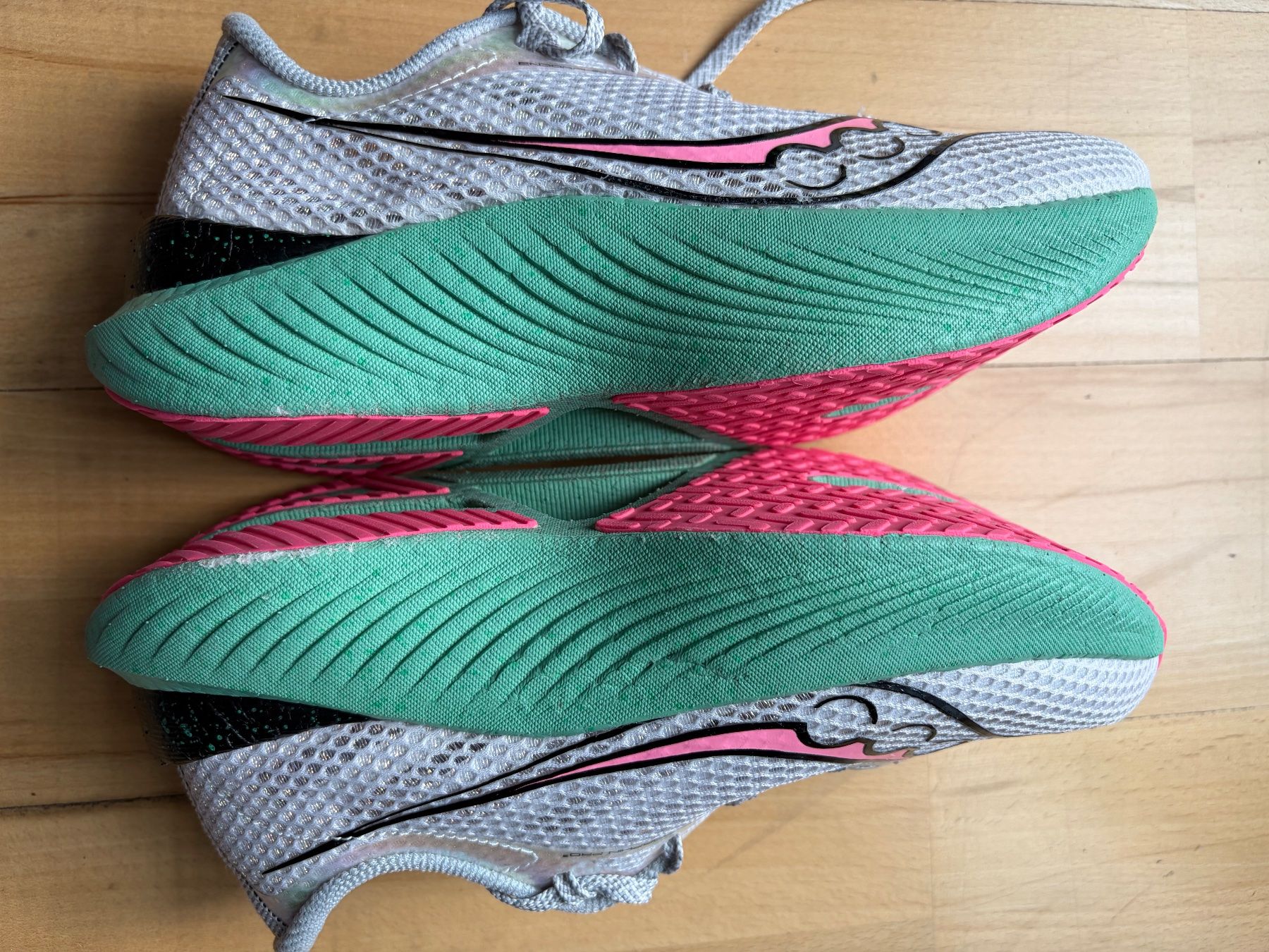 Saucony Scarpe da donna: Saucony Endorphin Pro 3 G. 40 Damen – Usato da Dübendorf venduto da bar_kn66 4