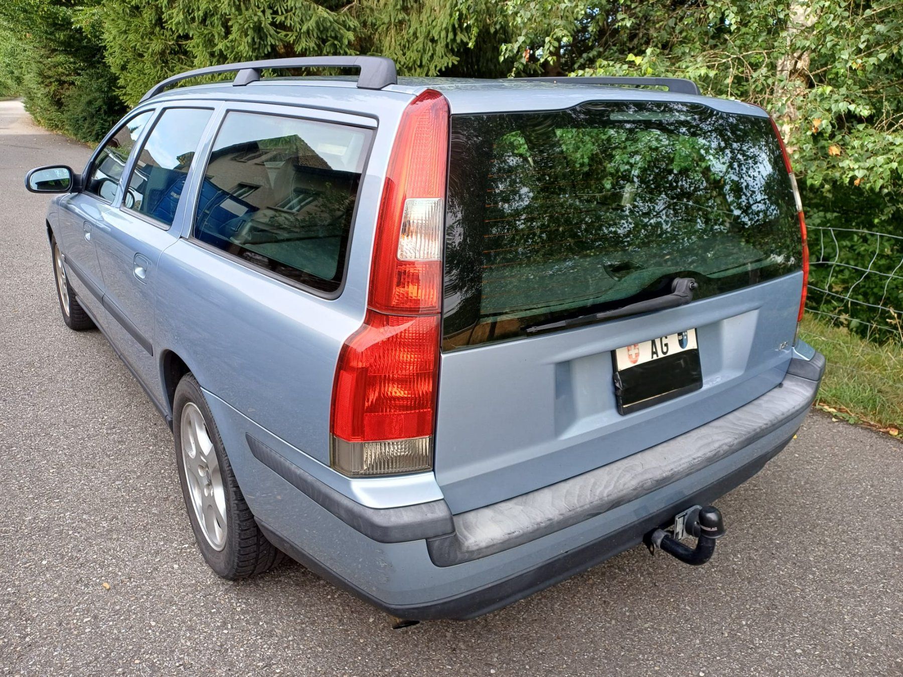 Volvo Autos: Volvo V70 D5 – D'occasion à Brittnau par swissboost 2