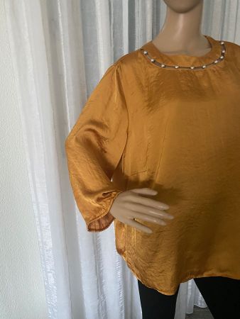 Perfekter Auftritt - zeitlose Bluse mit Silber, senfgelb, 48