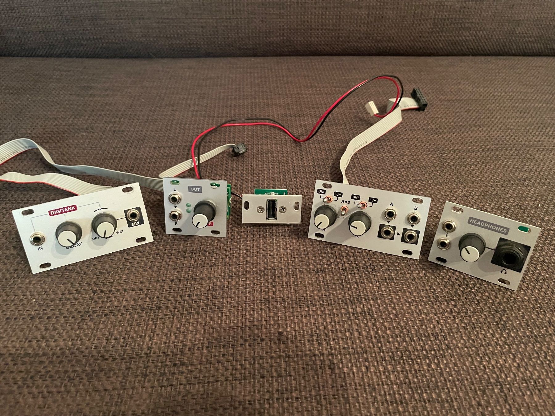 Musikinstrumente: 5x module 1U Intellijel – Gebraucht aus La Neuveville von Sasa_Pikata