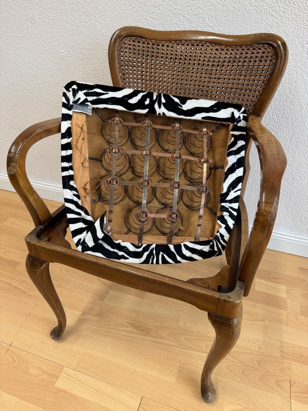 Sedie: Sessel, Chippendale-Stil mit Wiener Geflecht & Zebra-Muster – Usato da Horgen venduto da Grizzly83 5