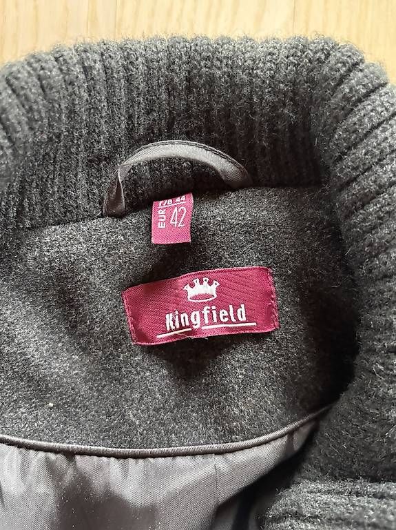 Giacche: Winterjacke schwarz – Usato da Rüschegg Gambach venduto da tom.steffi 1