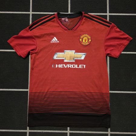 Official Adidas Manchester United 2018-19 Home Jersey chevro
