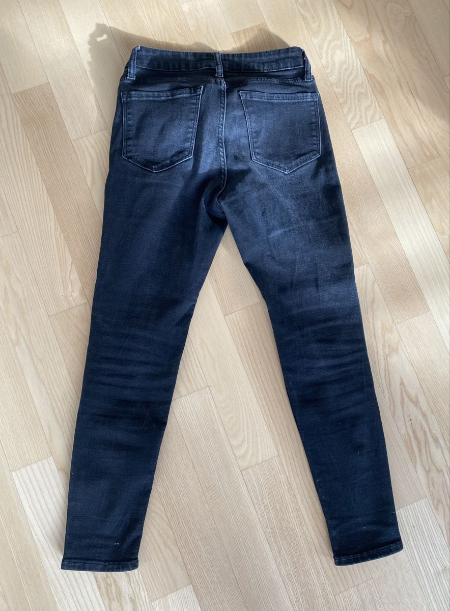 Pantaloni: Super Skinny Jeans schwarz – Usato da Stallikon venduto da shop100 1