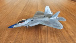 Flugzeug Standmodell  F22  Raptor  1/72 US Air Force