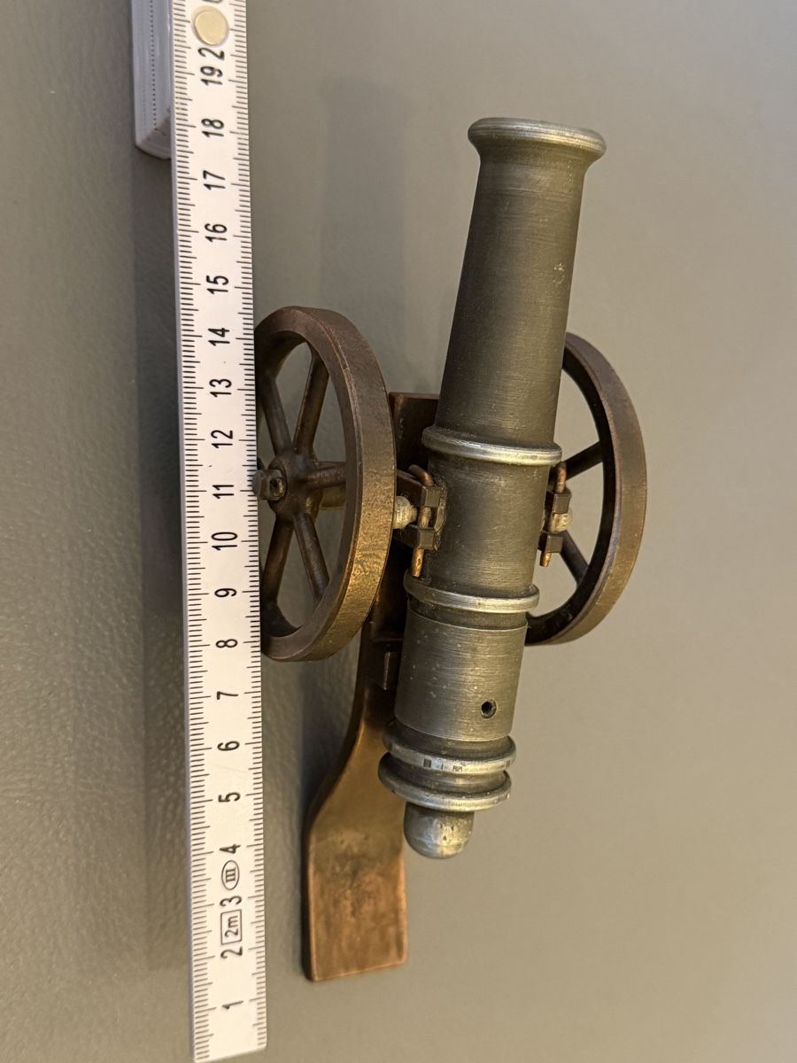 Tutte le decorazioni: Antike Vintage Kanone Deko – Usato da Deitingen venduto da Himhip 4