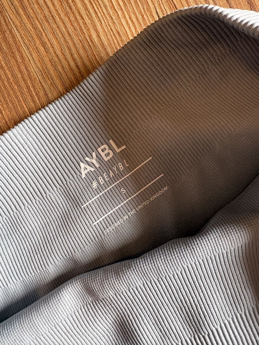 Aybl Leggings: Graue Gym Shorts Aybl Gr. S – Nuovo (secondo la descrizione) da Grindelwald venduto da Kikaa99 2