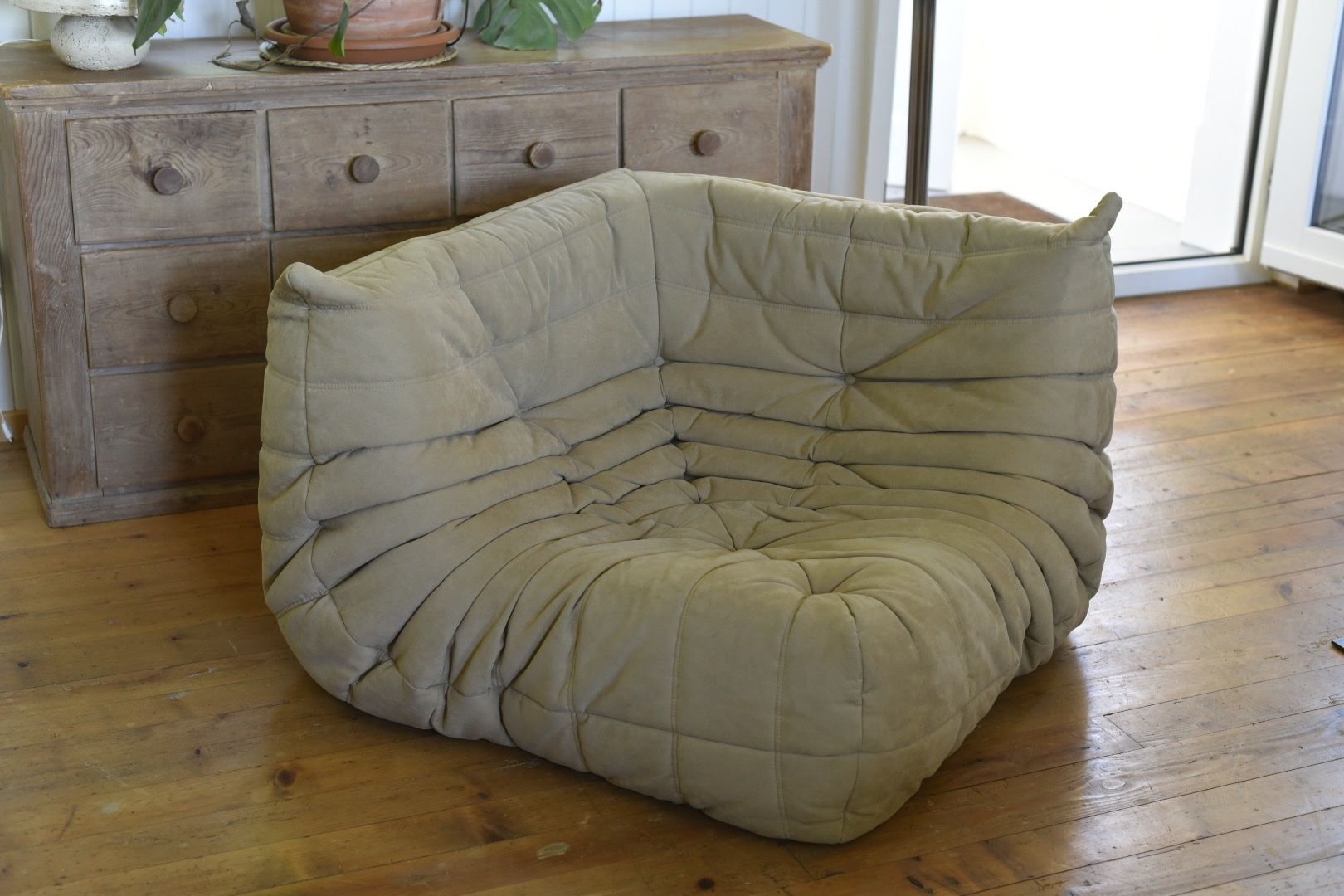 Ligne Roset Divani: Eckteil Togo Ligne Roset Sofa – Usato da Lichtensteig venduto da UsedINStore