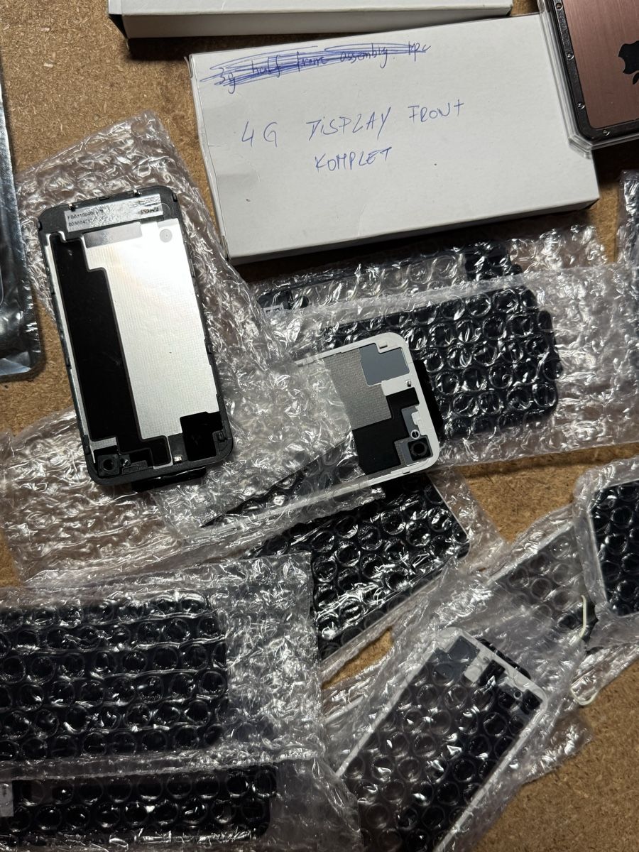 Apple Handys / Smartphones: Restposten 13 verschiedene iphone 4s lcd display und samsung – Neu und originalverpackt aus winterthur von ds09061 8