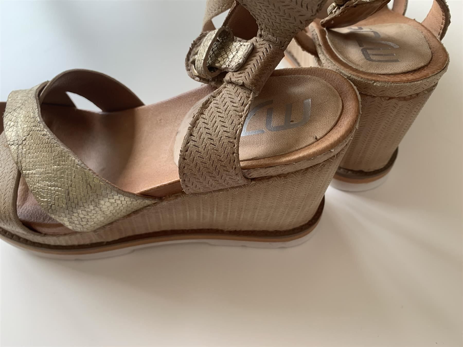 Mjus Scarpe da donna: MJUS Plateau Sandalen Gr. 36 ***NEU*** – Nuovo e nell'imballaggio originale da Meiringen venduto da luanik 3