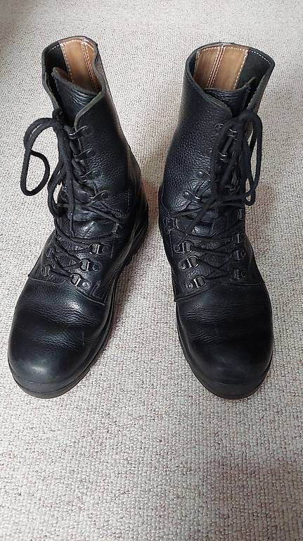 Schweizer Armee Herrenschuhe: Kampfstiefel Grösse 43.5 – Gebraucht aus Dotzigen von Patrick919